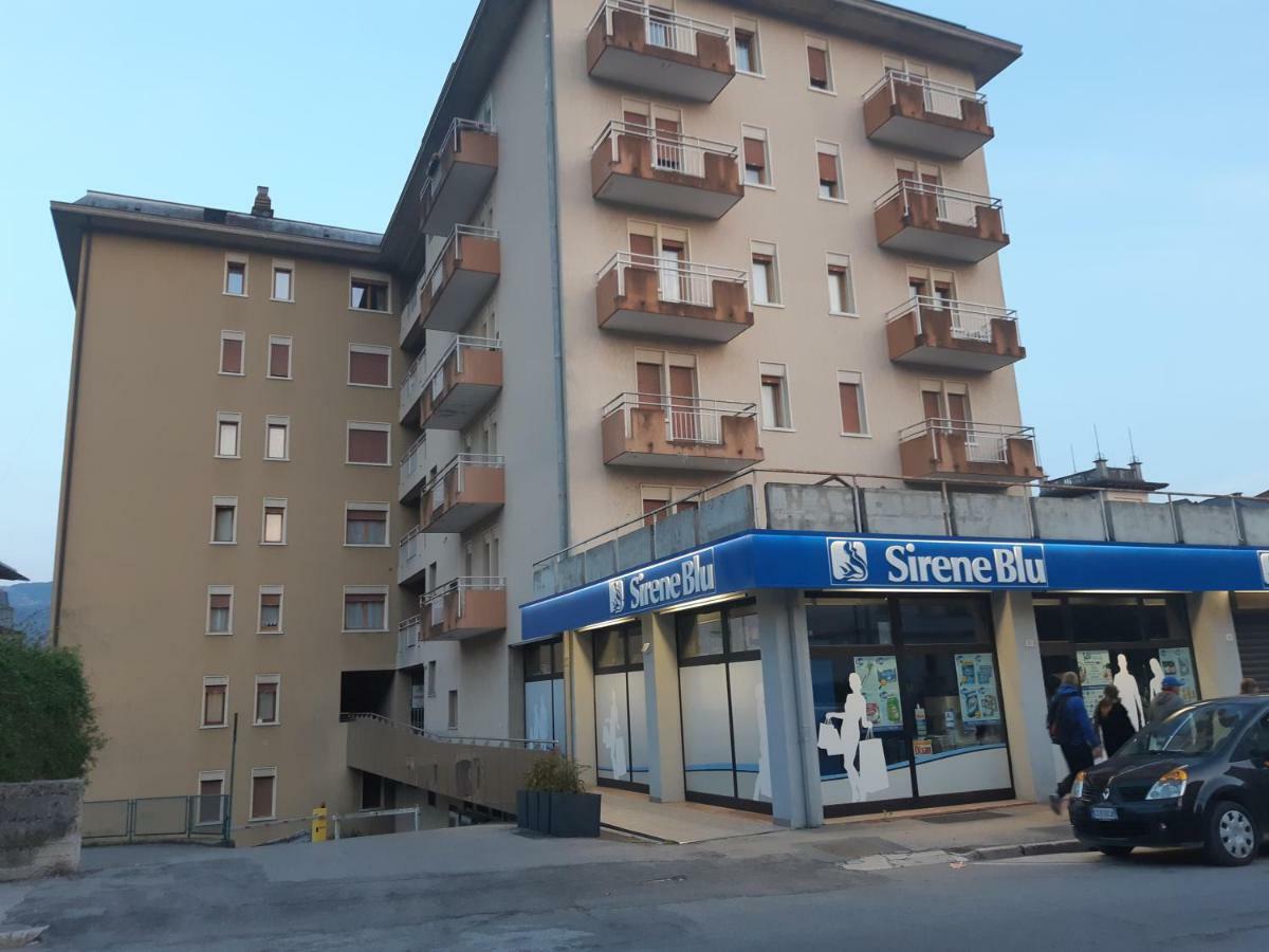 Dolomiti Suite Беллуно Екстер'єр фото